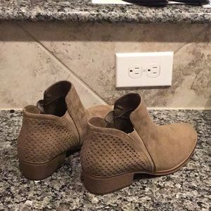 mia thea laser cut bootie